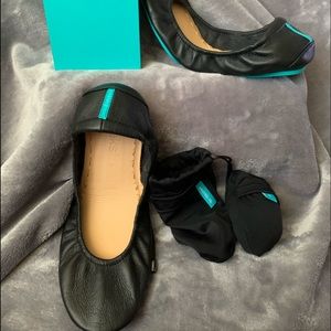 Tieks size 9 matte black